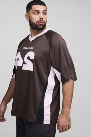 Plus Worldwide Mesh Football T-shirt brown