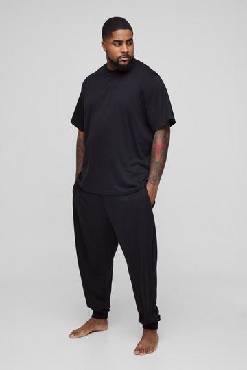 Plus Man Loungewear Cuffed Joggers and T-shirt Set black