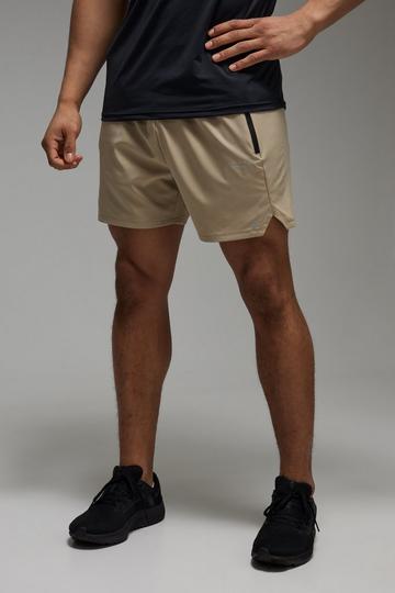Man Active Geperforeerde Stretch Geweven Regular Fit Shorts (5inch) taupe