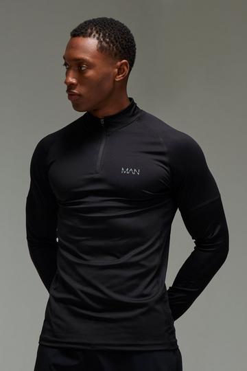 Man Active Muscle Fit Grid Panel Performance 1/4 Zip black