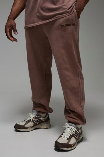 Man Active One More Rep Oversized Washed Jogger mocha