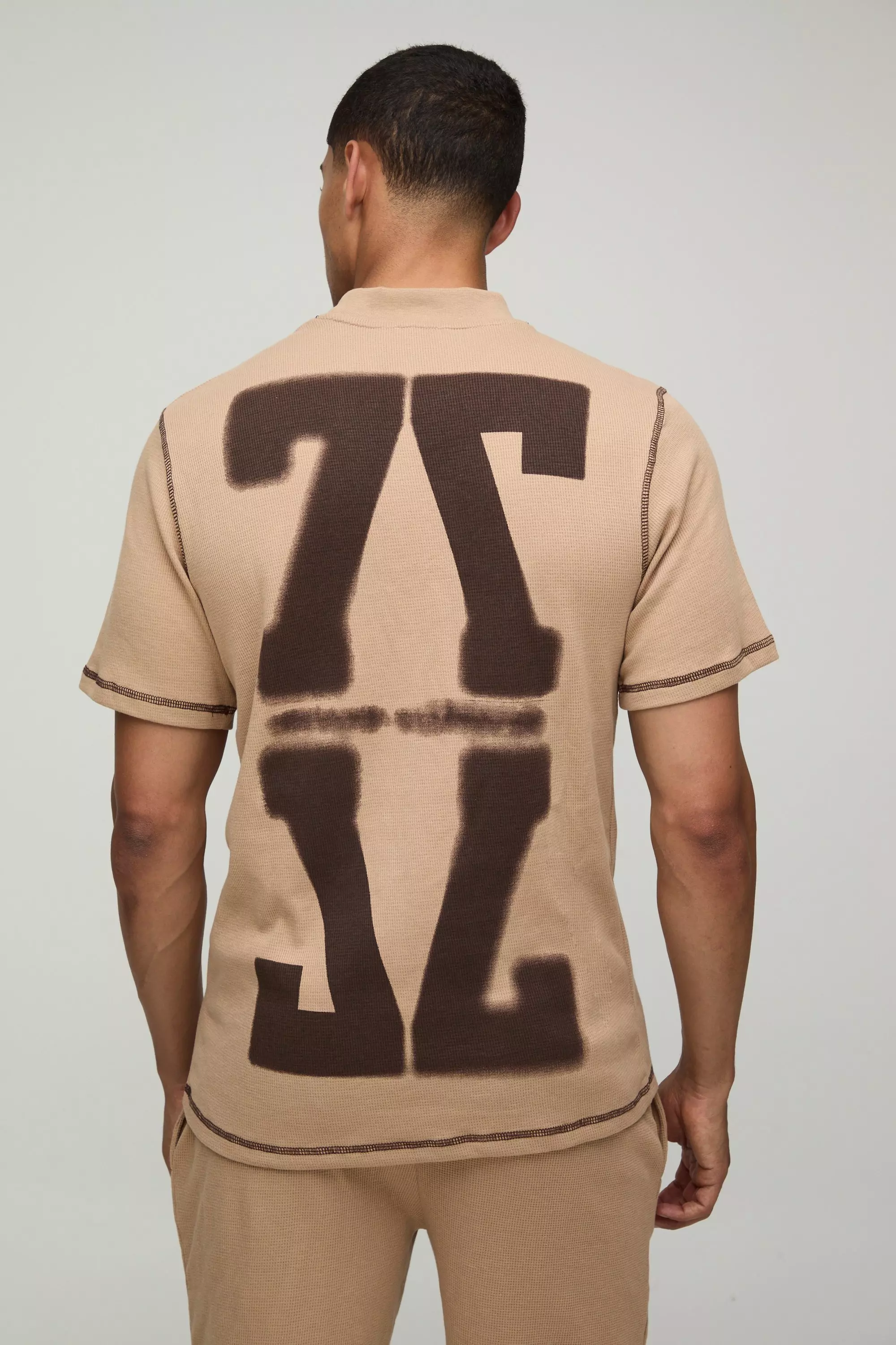 taupe color