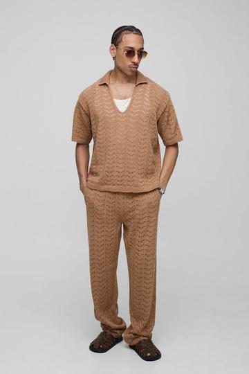 Ensemble en maille texturée avec pantalon oversize et polo taupe