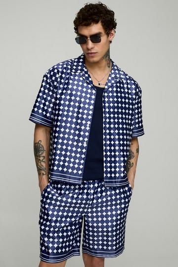 Oversized Geruit Satijnen Boxy Overhemd Met Korte Mouwen En Shorts Set navy