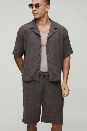 Oversized Gekreukeld Boxy Overhemd Met Revers Kraag En Baggy Middellange Shorts chocolate