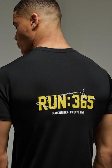 Man Active Run:365 Manchester Performance Regular Fit T-shirt black