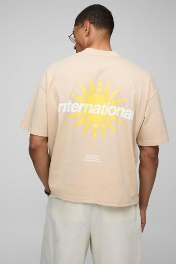 Oversized Boxy International Sun T-Shirt Met Tekst En Brede Nek taupe