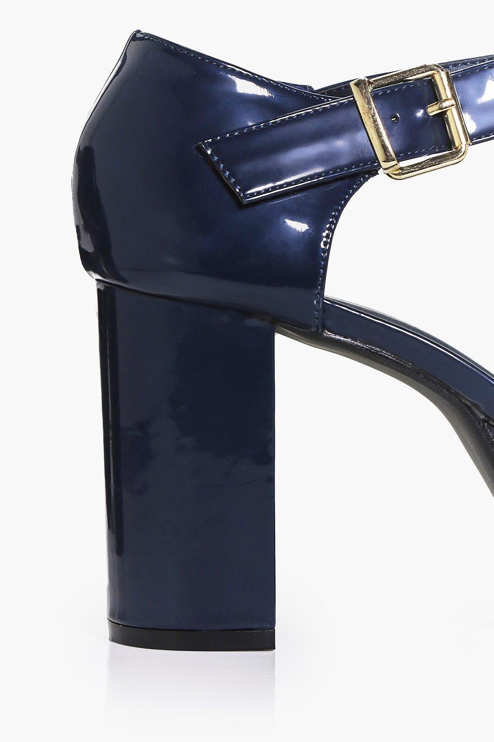 navy heels boohoo
