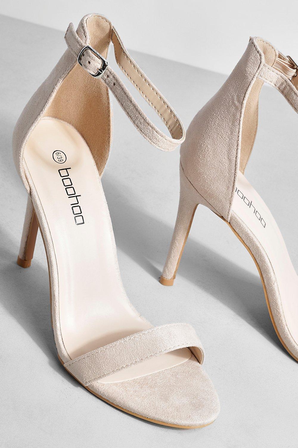 Boohoo barely sale there heels