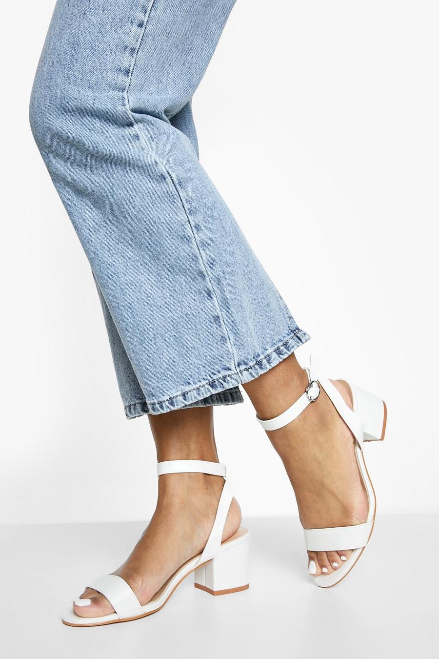 White weiß Low Block Barely There Heels