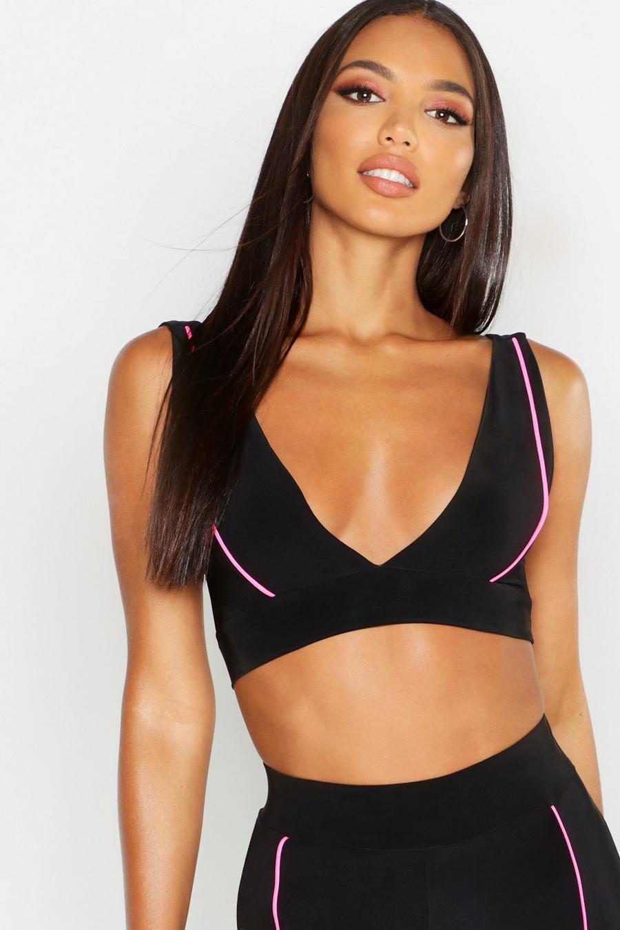 Fit Contrast Piping Plunge Sports Bra image number 1