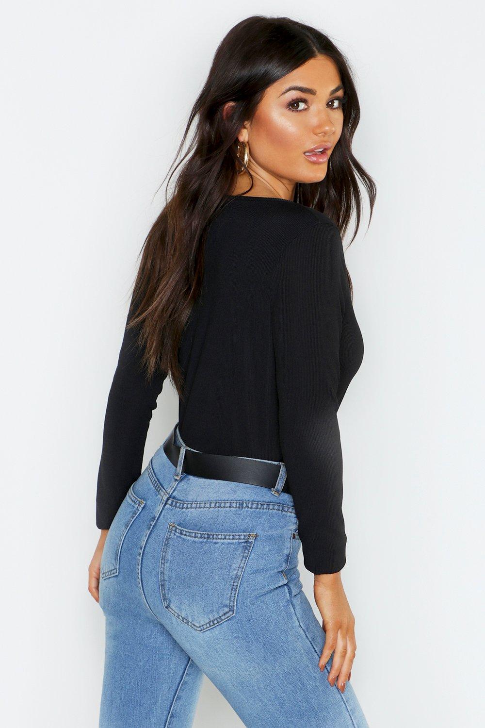 Deep plunge top outlet long sleeve