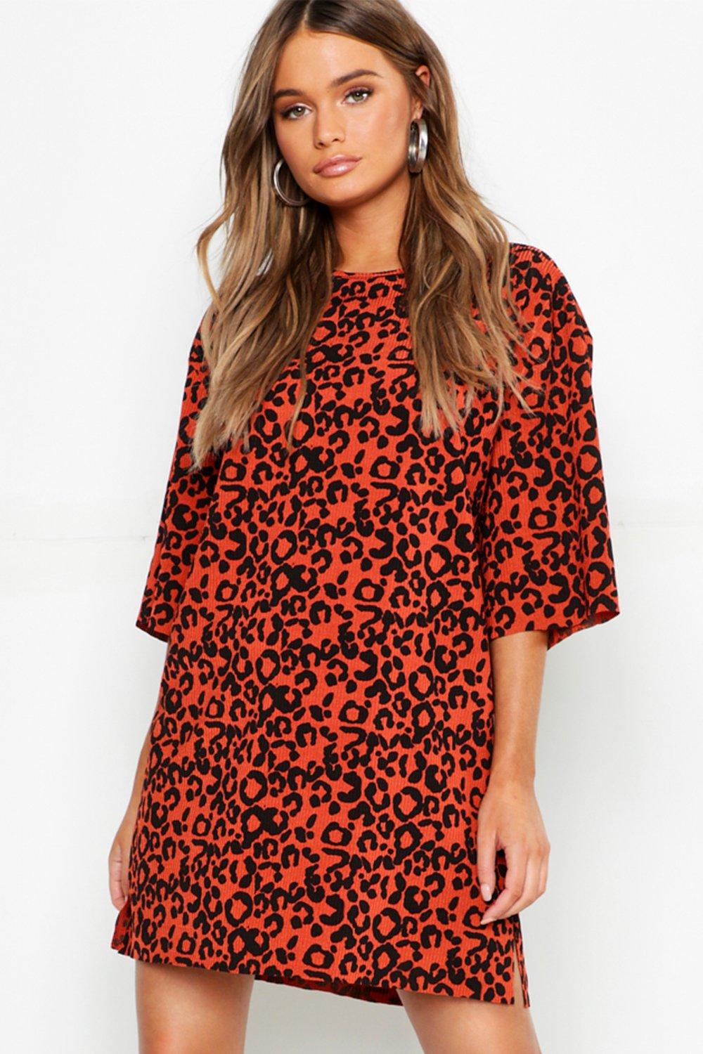 Boohoo red shop leopard dress