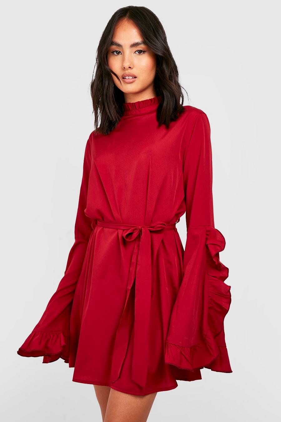 Berry röd Skiftklänning med hög krage och vid ärm