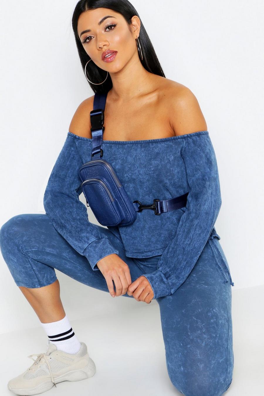Top estilo suéter de hombros descubiertos con laterales fruncidos, Azul image number 1