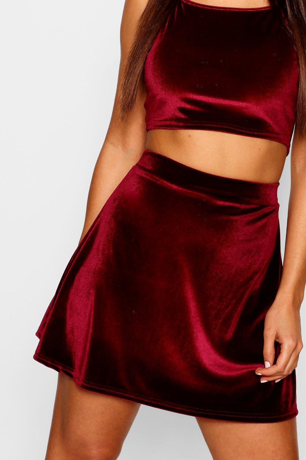 Short velvet clearance skirt