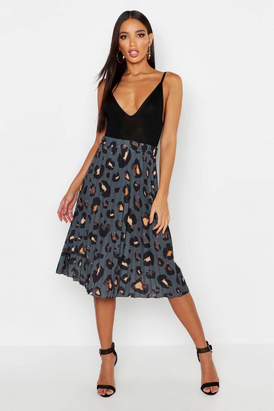 Charcoal grey Pleated Leopard Print Midi Skirt image number 1