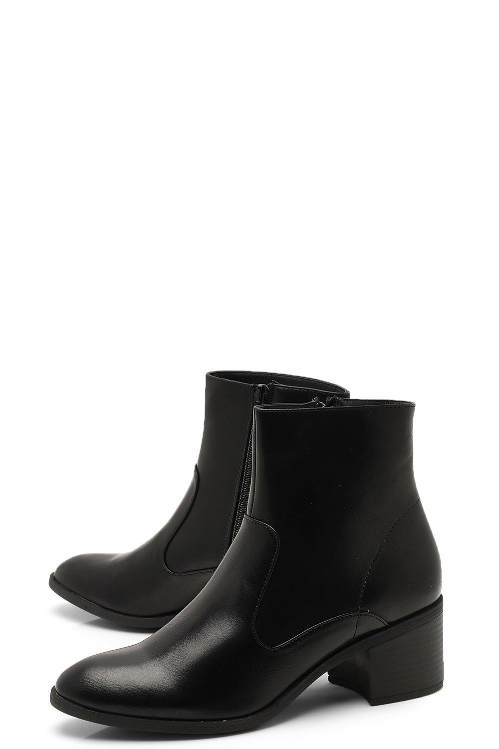 black boots with little heel