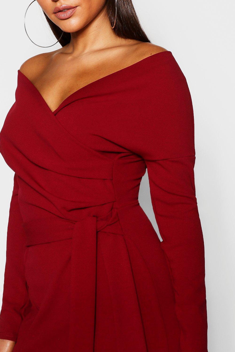 Boohoo robe epaule dénudée hotsell