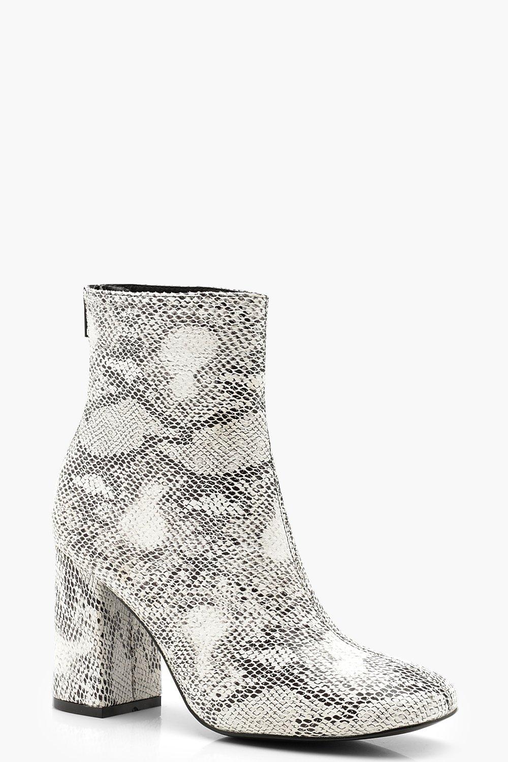 boohoo grey boots