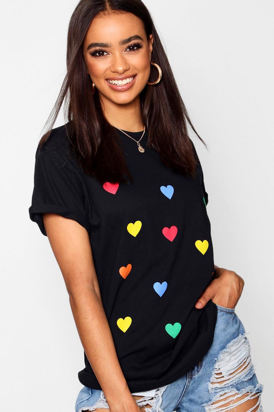 Camiseta con estampado de corazones image number 1