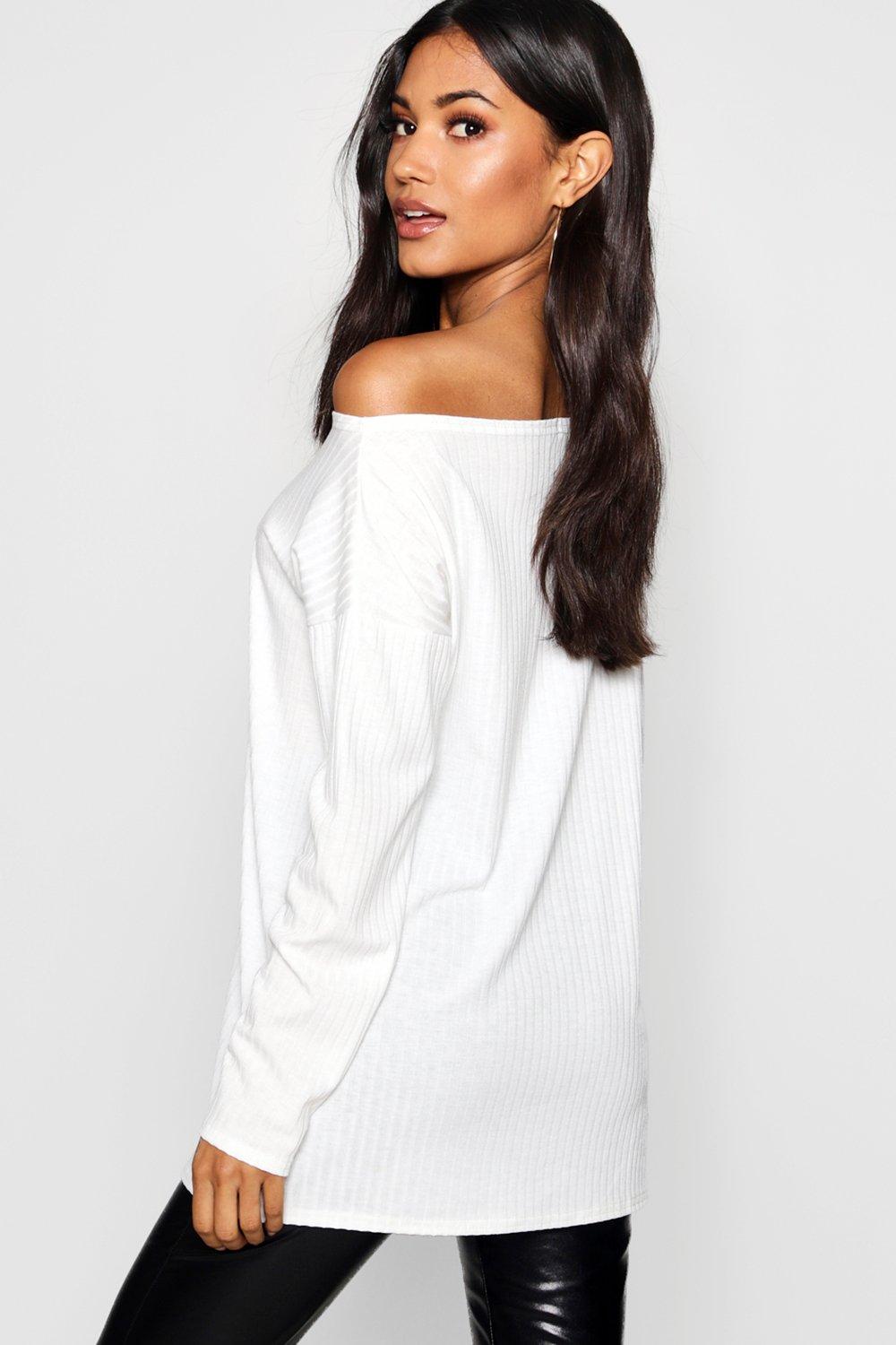 Boohoo off clearance the shoulder jumper