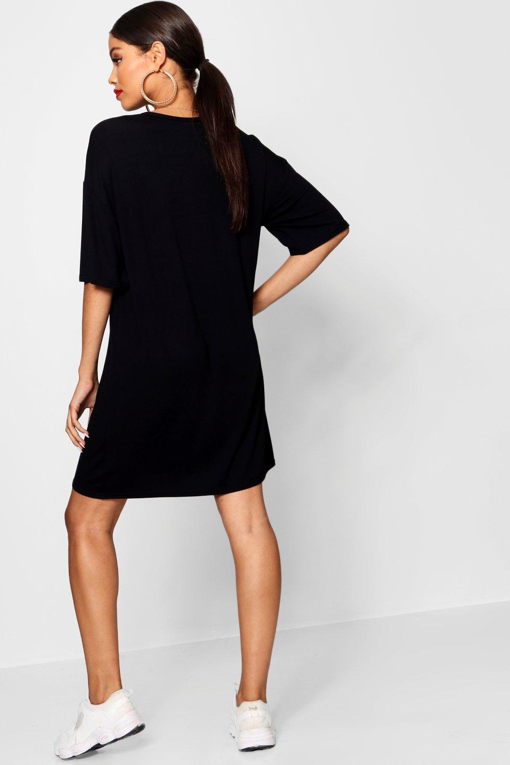 Boohoo robe shop tee shirt