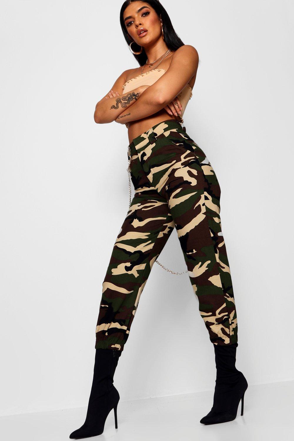 camo pants boohoo