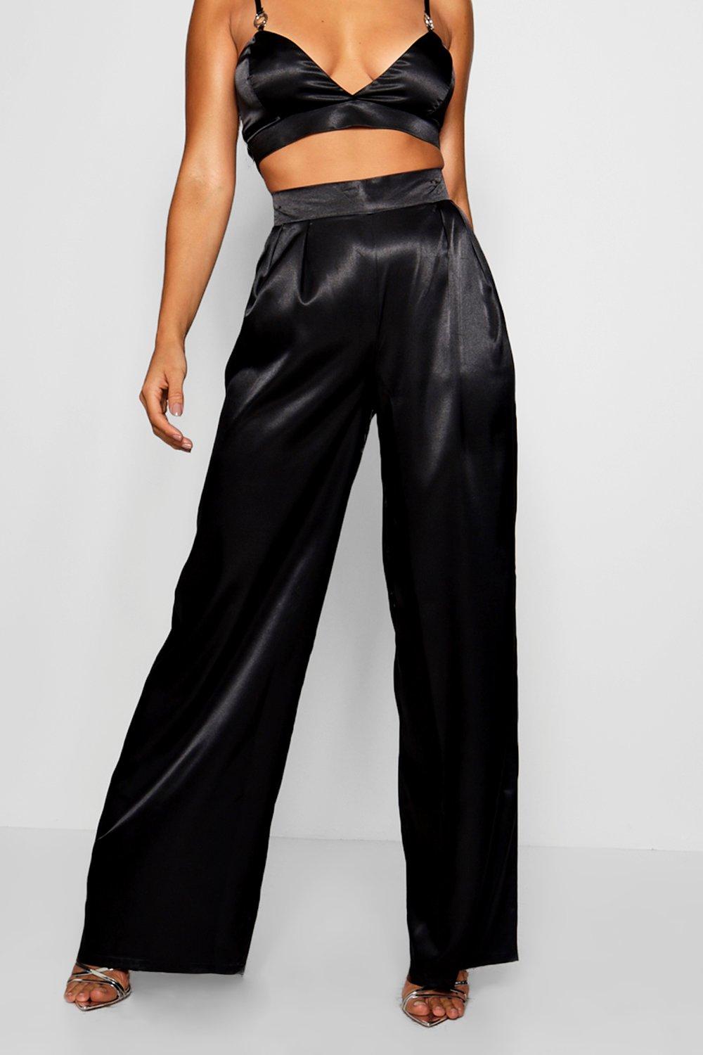 Boohoo on sale black trousers