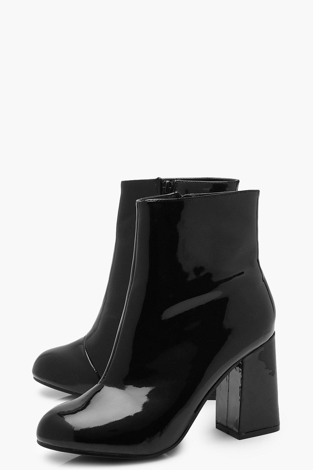 extra wide shoe boots