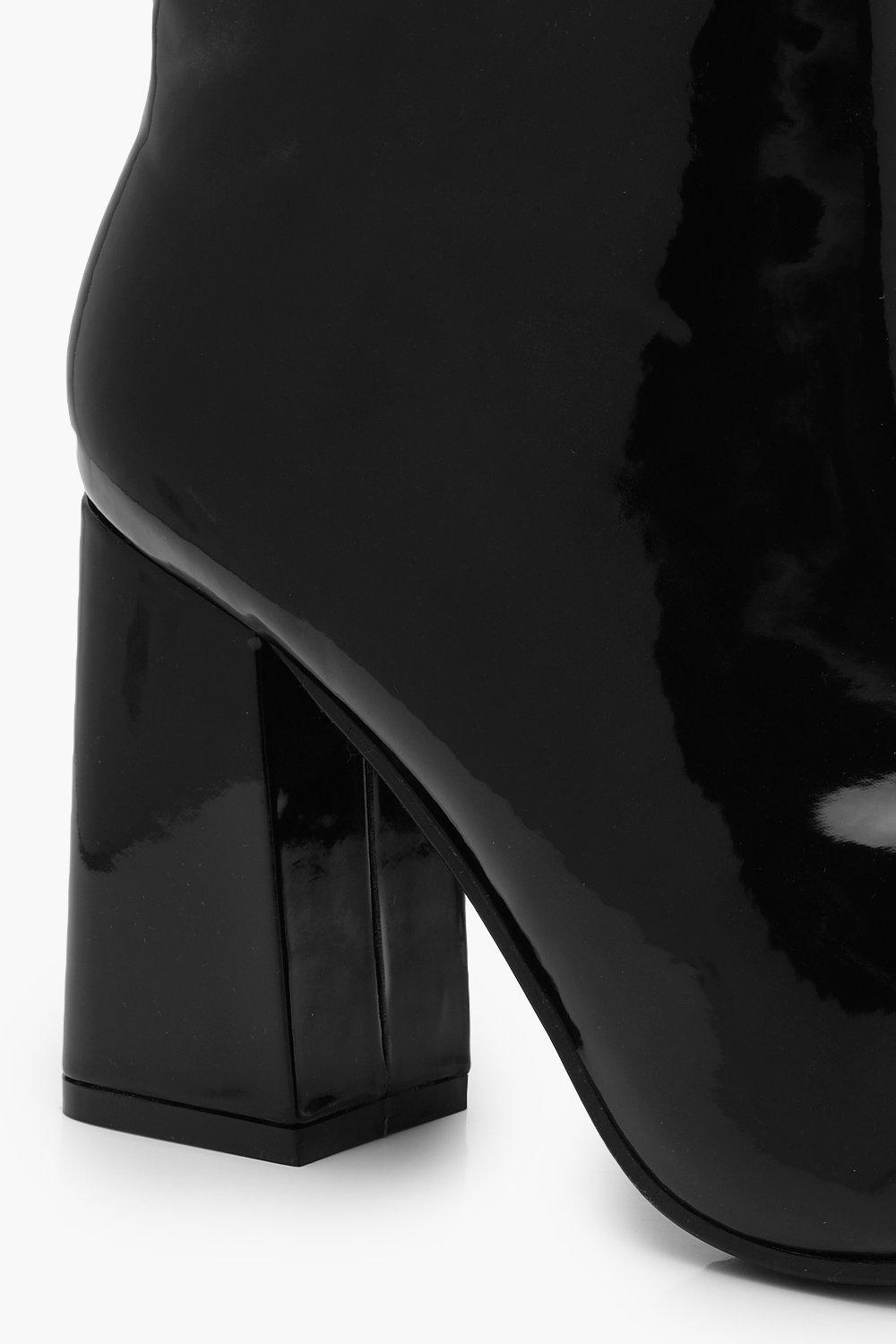 extra wide shoe boots
