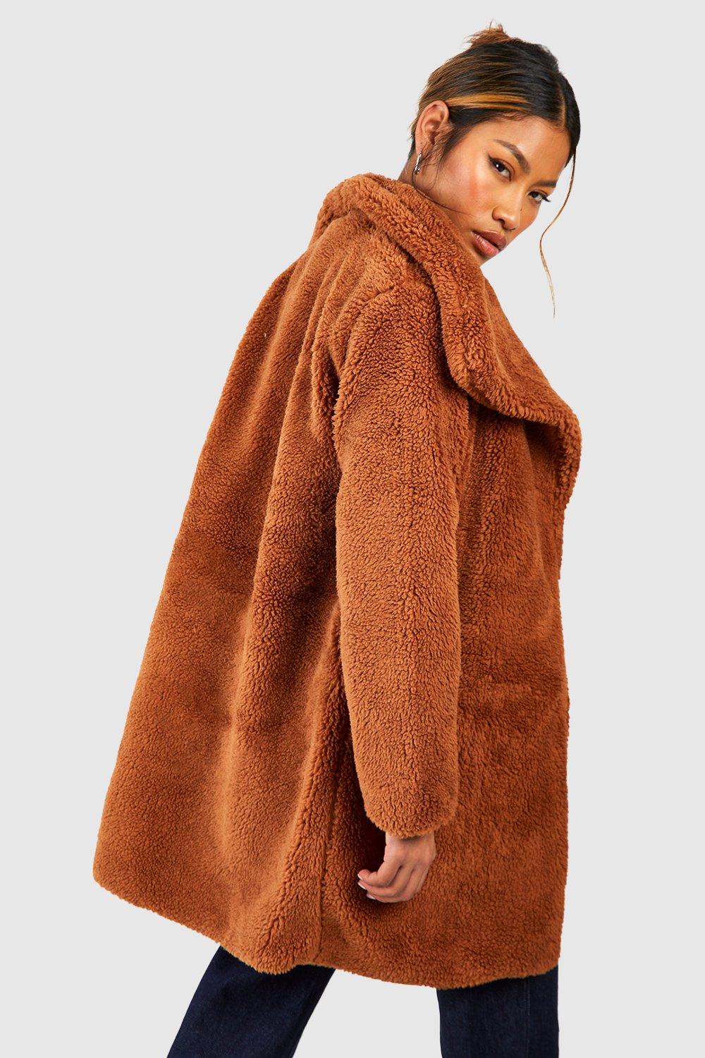 Bear coat with shop hood