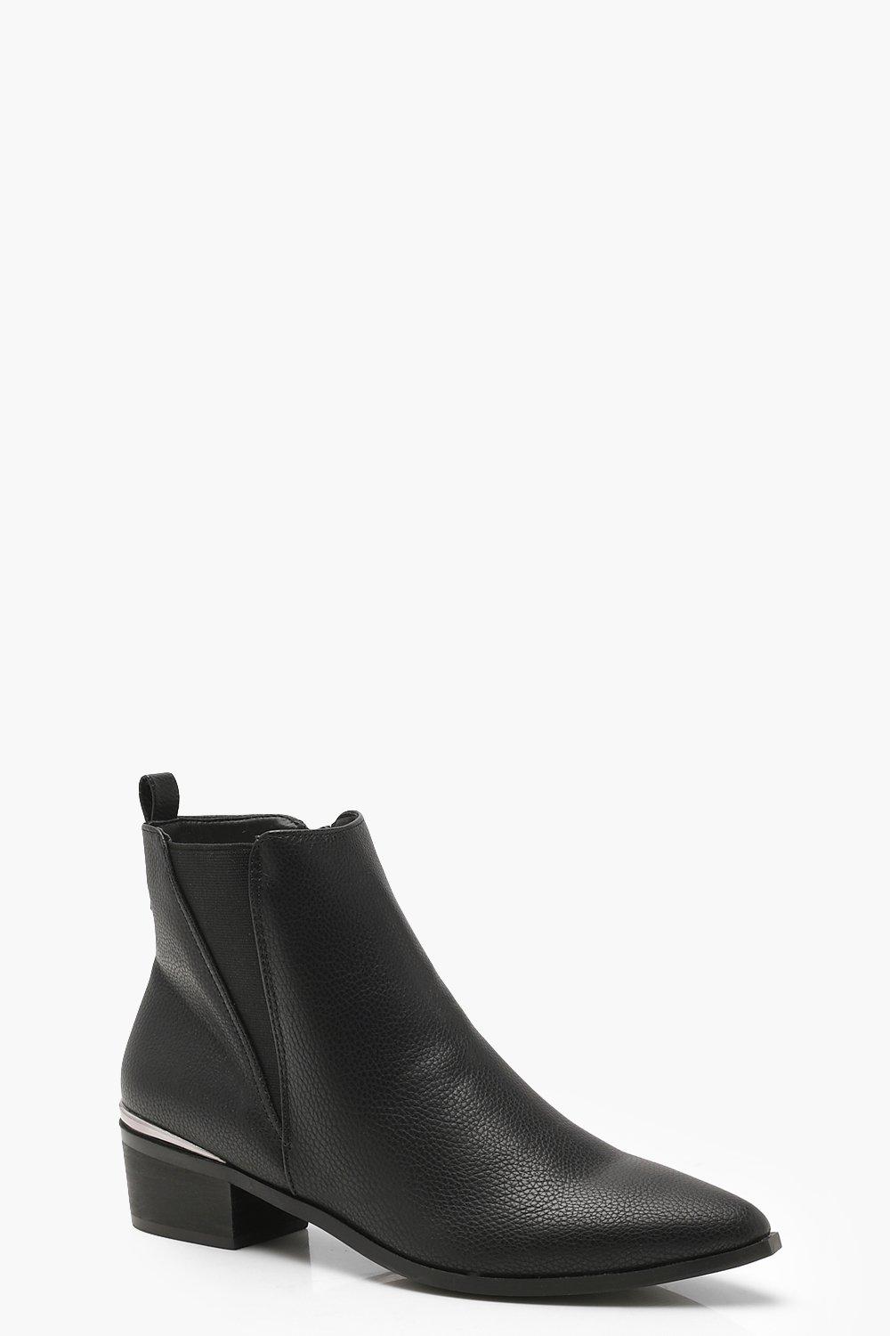 Black pointed hot sale chelsea boots