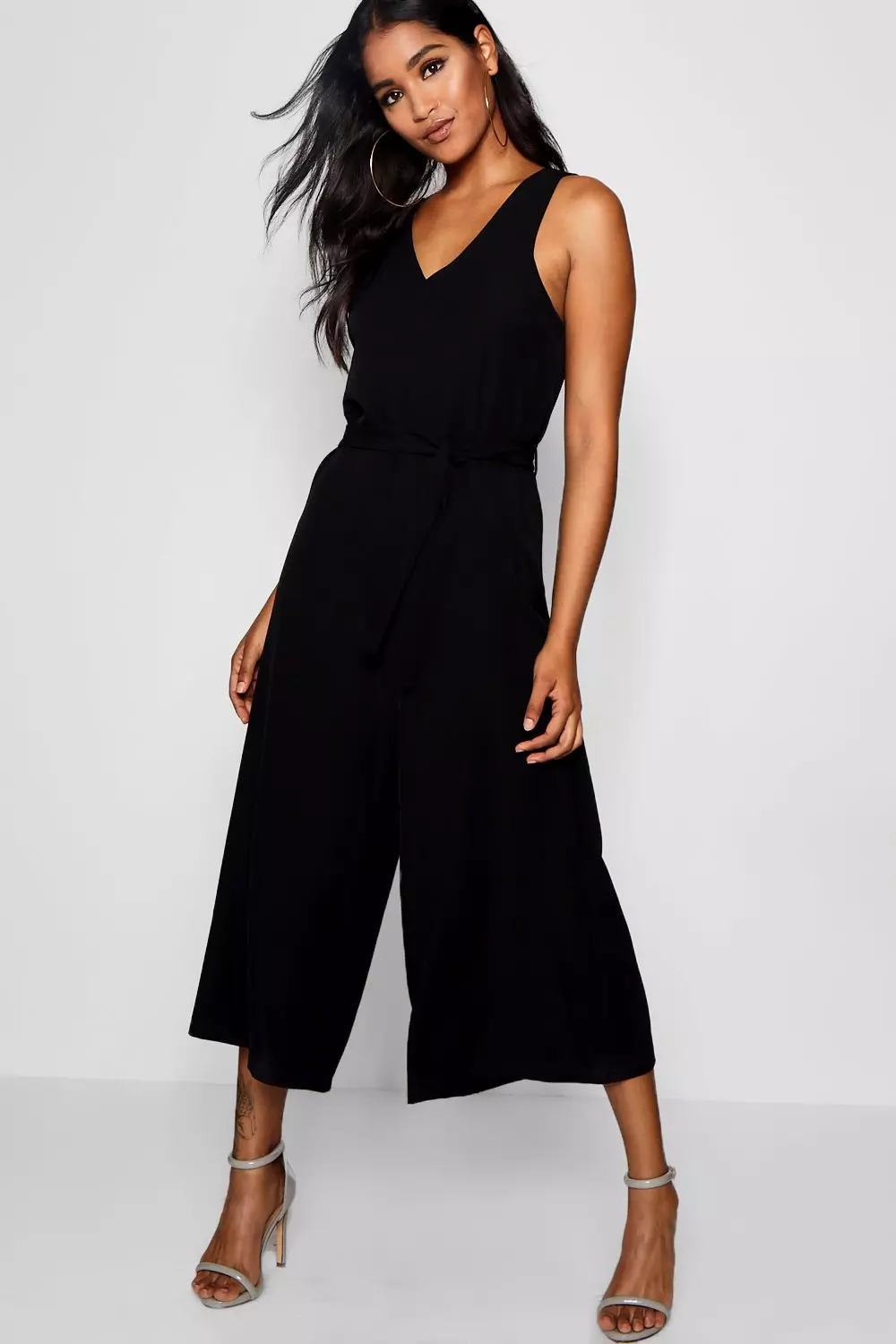 Black Sleeveless Minimal Jumpsuit alternative image