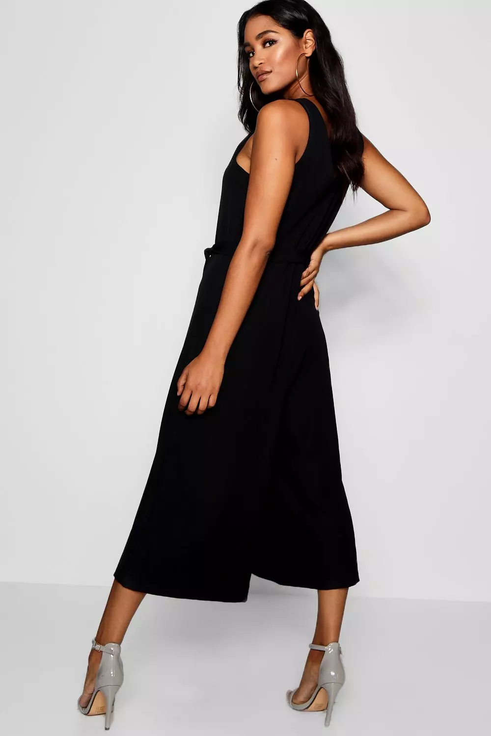 Black Sleeveless Minimal Jumpsuit alternative image
