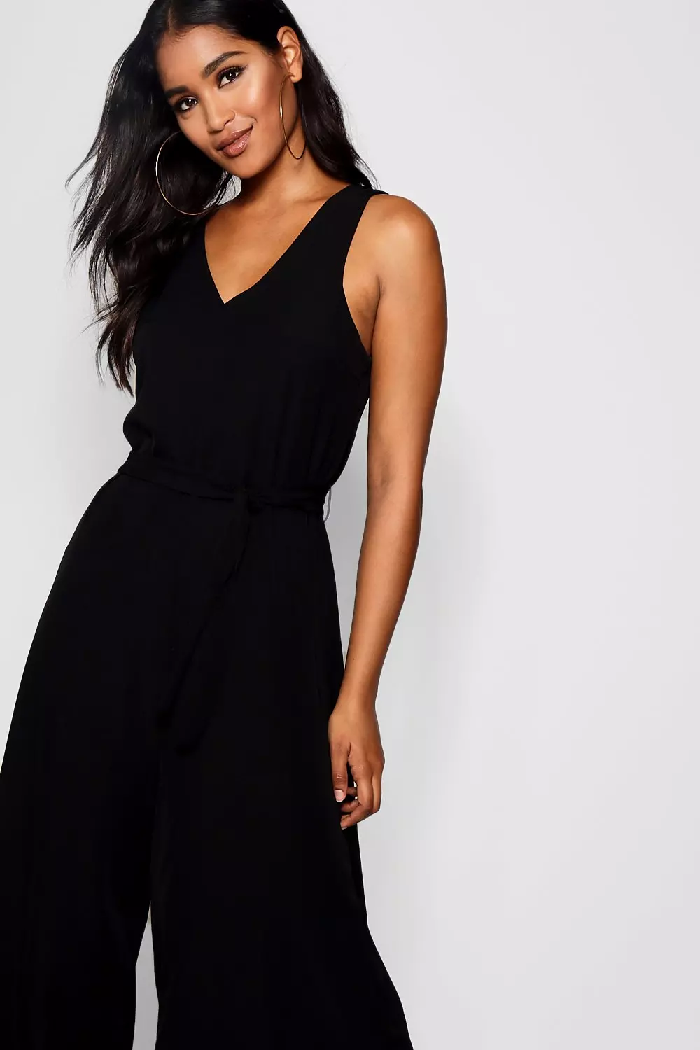 Black Sleeveless Minimal Jumpsuit alternative image
