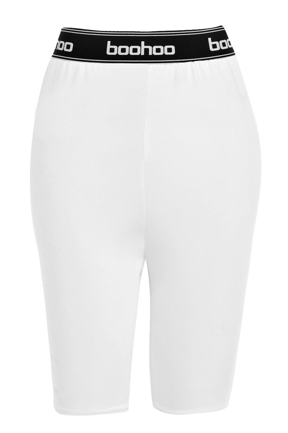 Street style today Shirt - @boohoo Cycle shorts - Primark leggings cut into  shorts Shoes - @buffalolondon G…