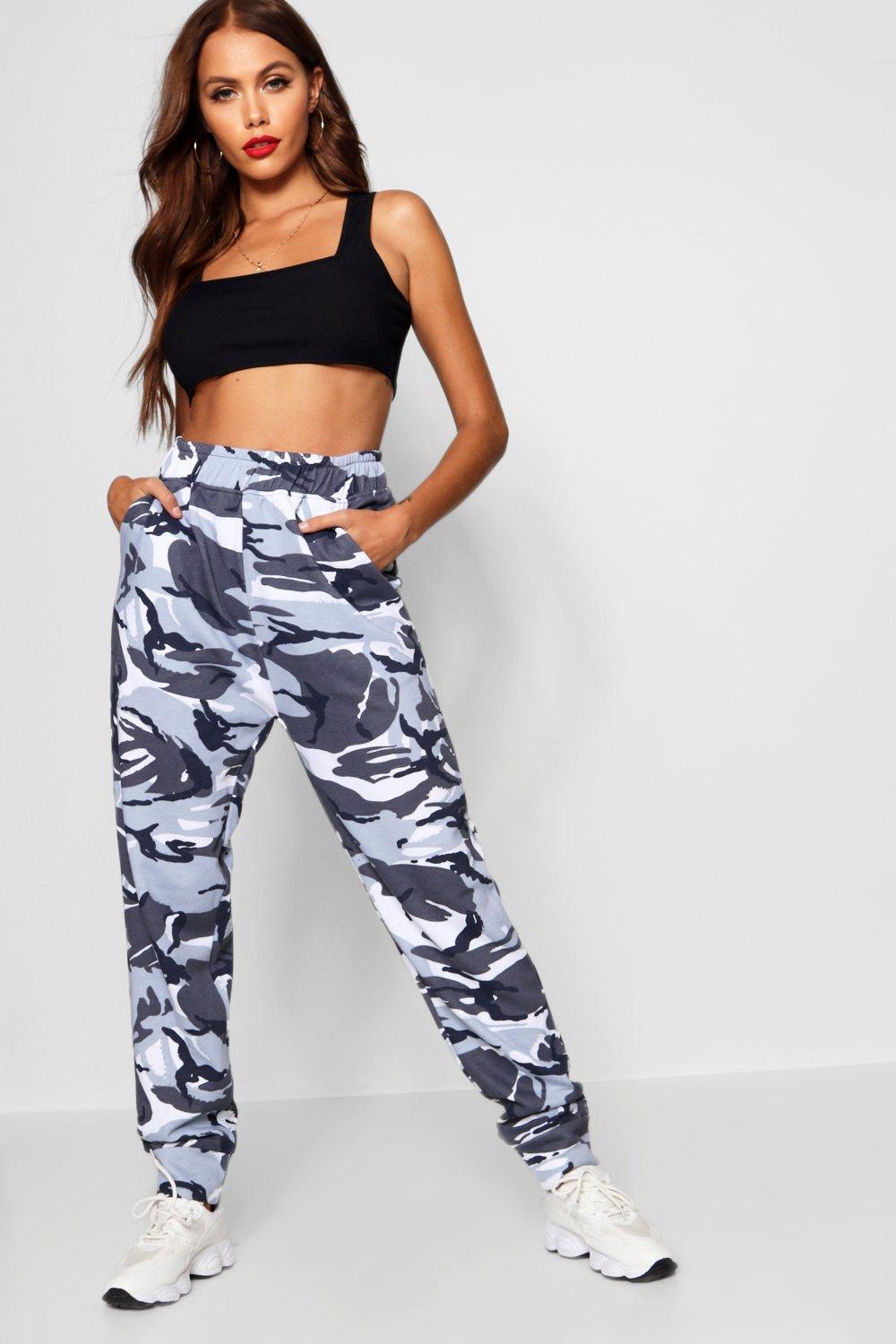 camo pants boohoo