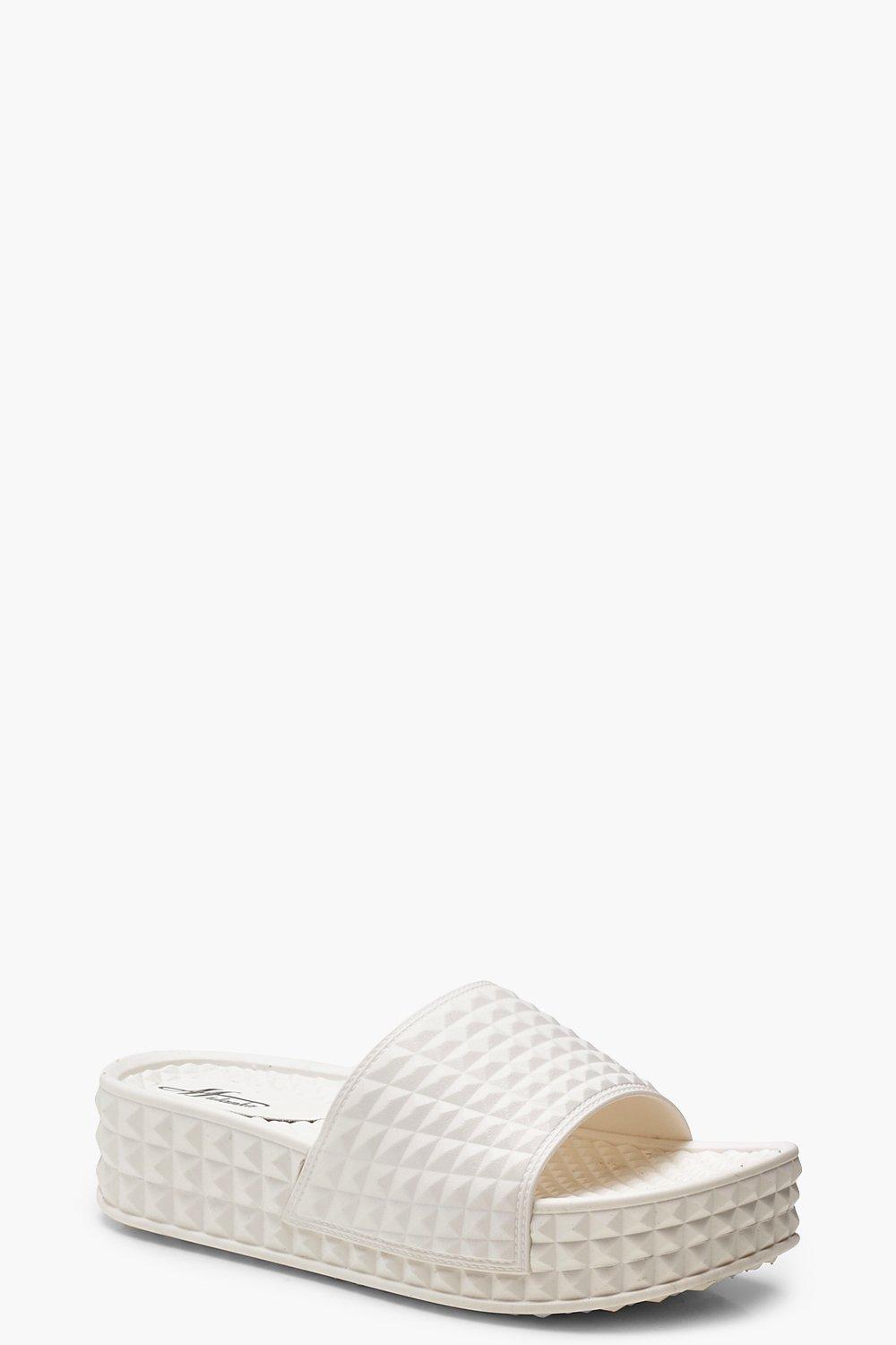 boohoo chunky sliders