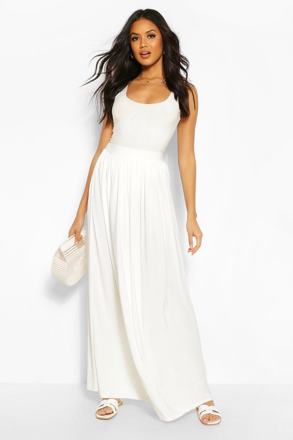 boohoo floor sweeping maxi skirt