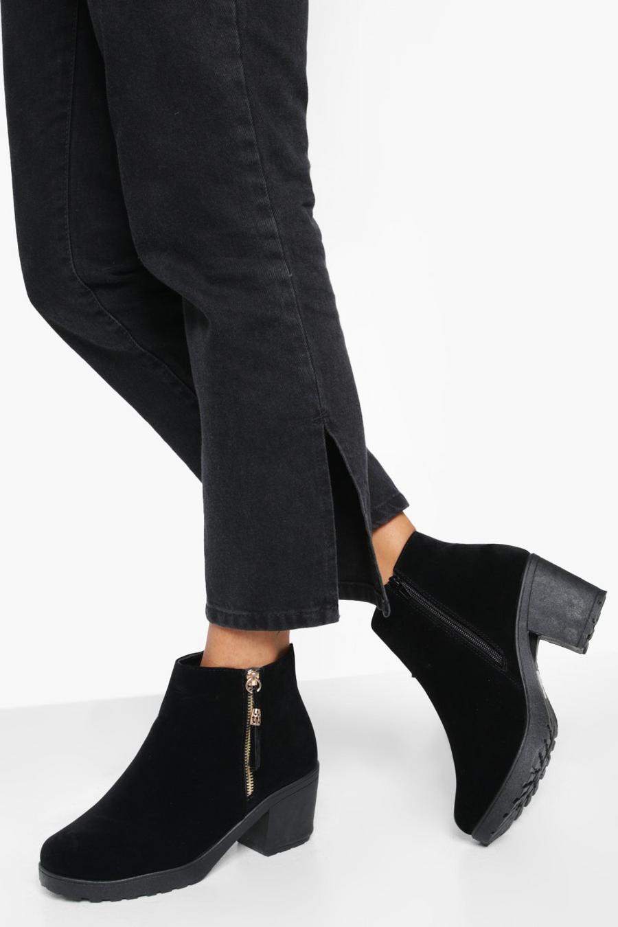 Black Wide Fit Suedette Zip Side Chunky Heel Chelsea Boots image number 1