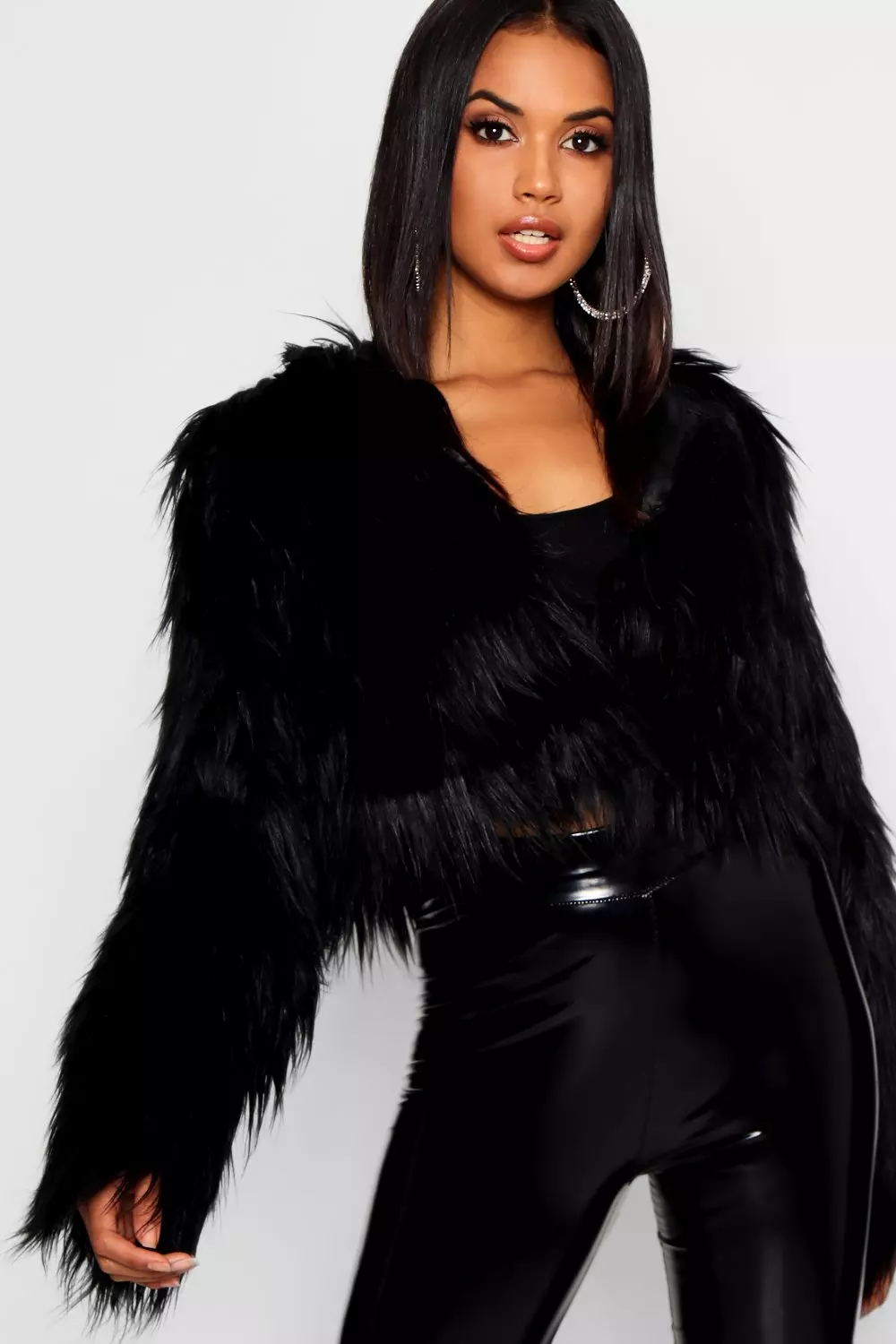 Prettylittlething Women's Plus Black Faux Fur Shaggy Cropped Jacket - Size 22