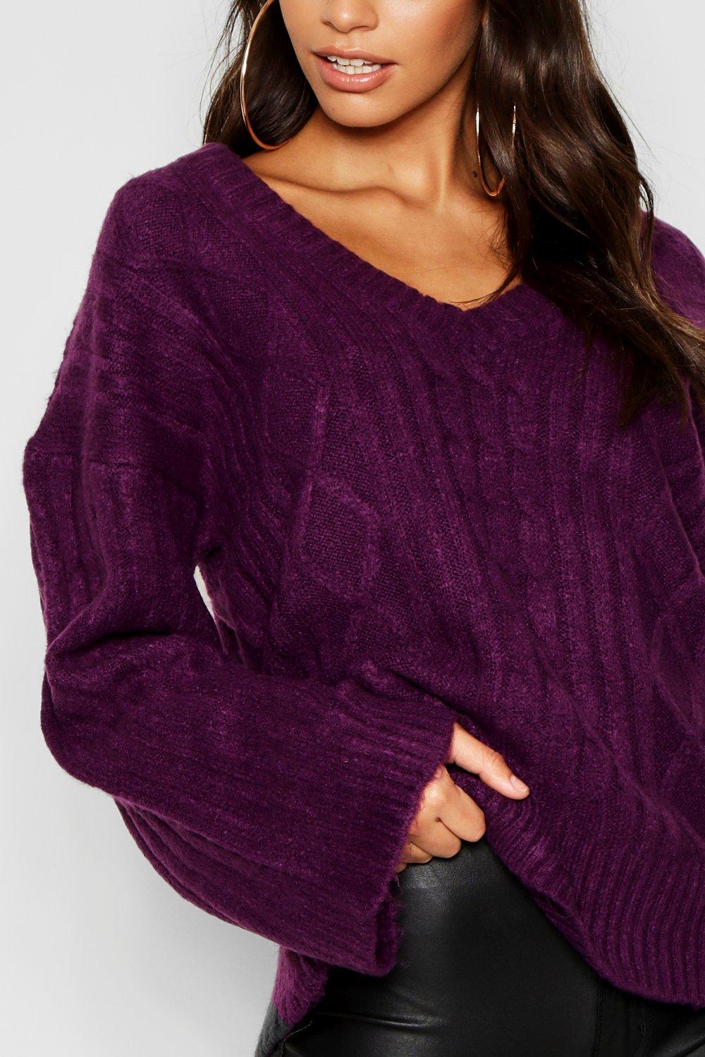 Locker Geschnittener Pullover Mit V Ausschnitt Und Zopfmuster Boohoo