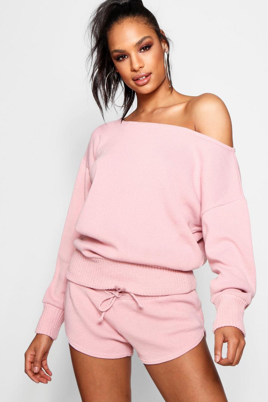 Baby pink Sweater And Shorts Heavy Knitted Set image number 1
