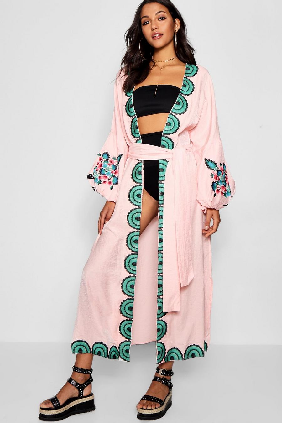 Kimono largo con bordados image number 1