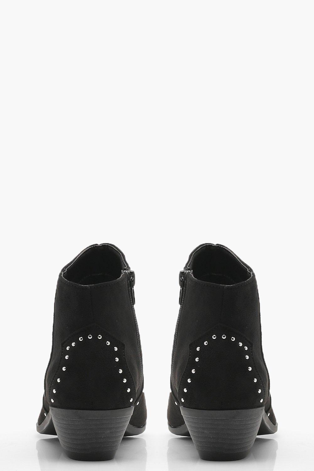 chelsea boots studded