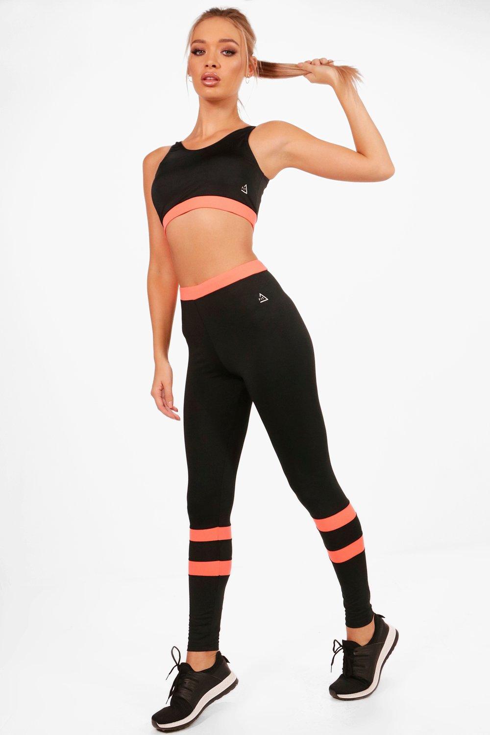 leggings and bra