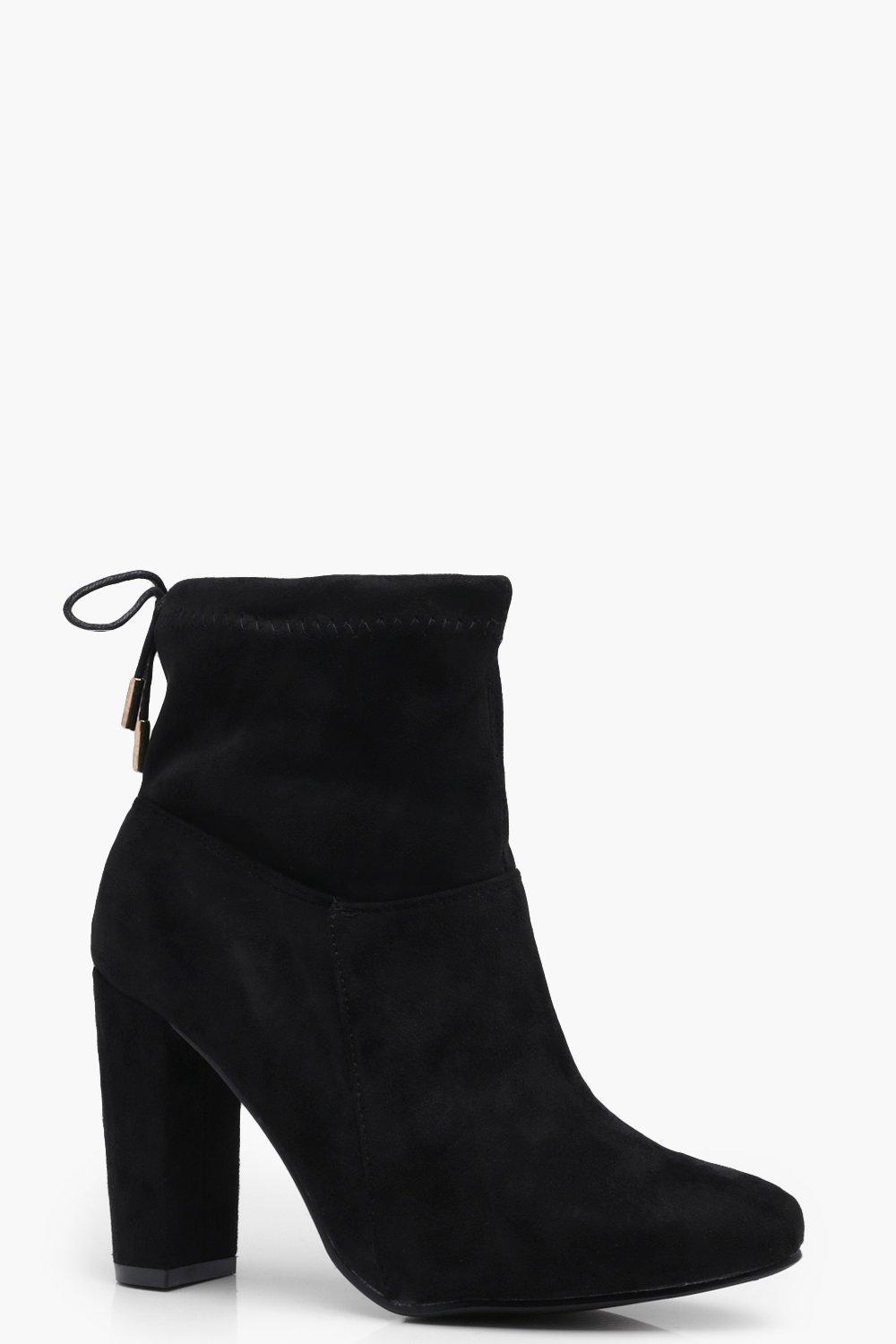 boohoo black block heels