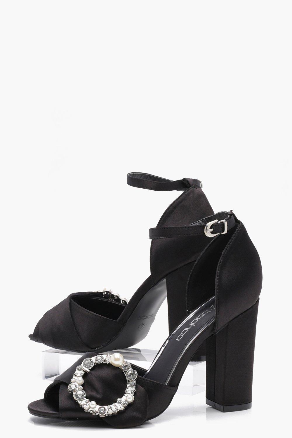 Broad store heel sandal