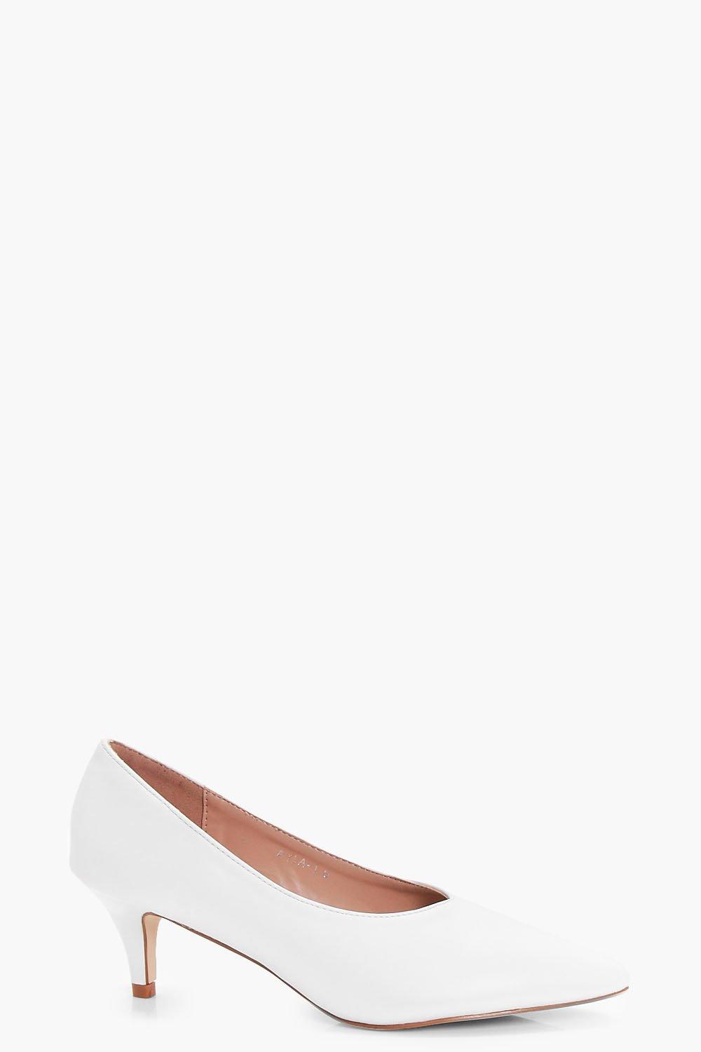 Pointed High Vamp Kitten Heels | boohoo 